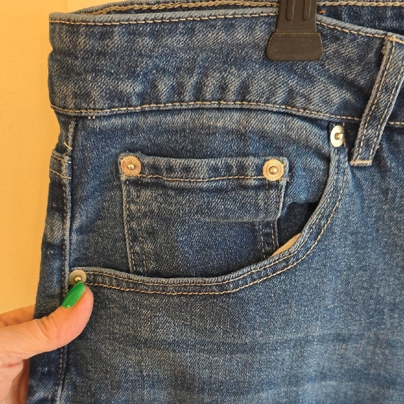 Eloquii Medium Blue Barrell Jeans 18 - Picture 5 of 13